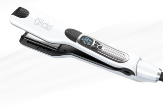 One Glide® SteamPro™ Salon Grade SteamPLUS Straightener